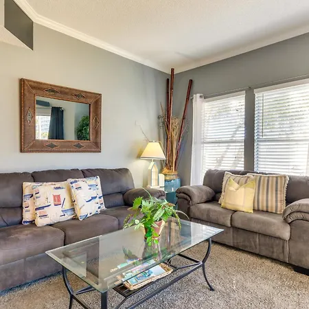 Destin Condo With Community Pools And Beach Access!